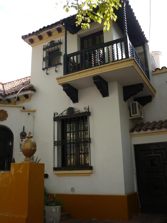 Hotel Zamora メンドーサ エクステリア 写真