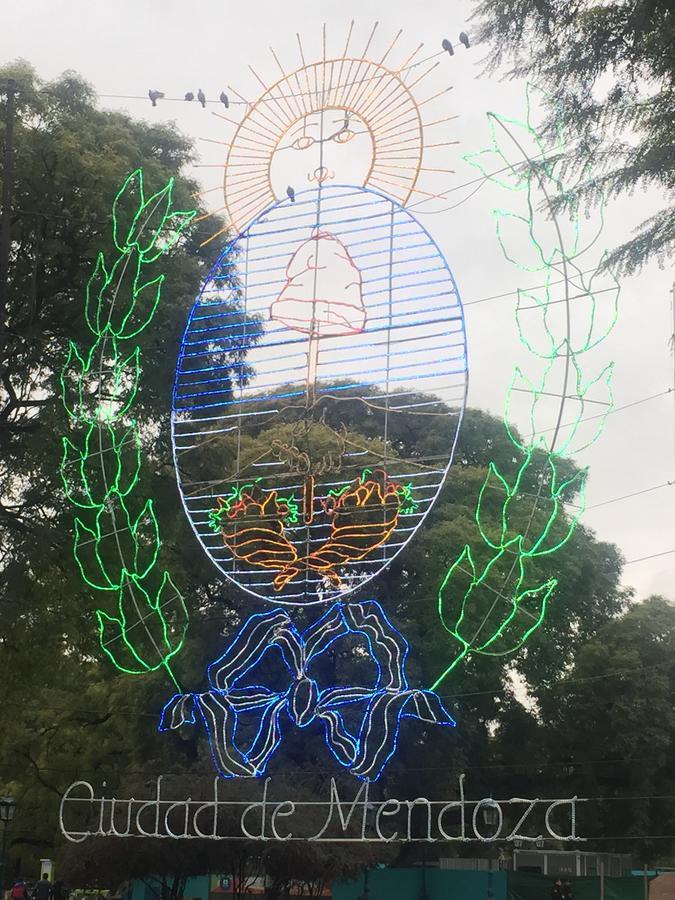 Hotel Zamora メンドーサ エクステリア 写真
