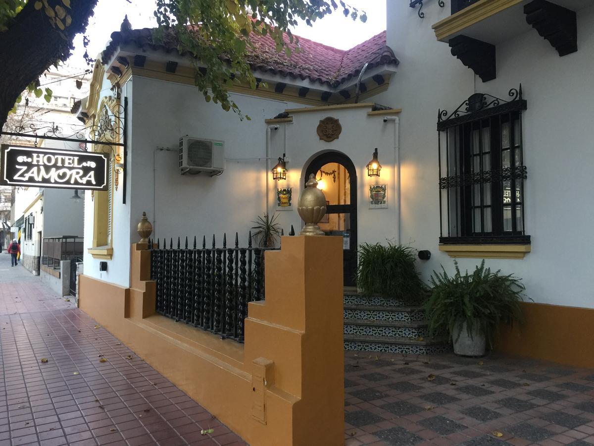 Hotel Zamora メンドーサ エクステリア 写真